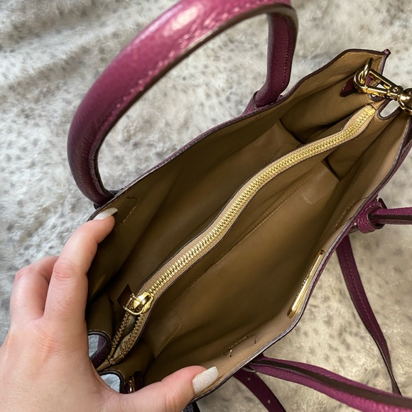 Michael Kors Mercer handbag - Picture 5 of 7